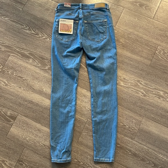 Pull & Bear Push-Up high rise skinny jean Size 6 USA 38 EUR - Picture 2 of 3